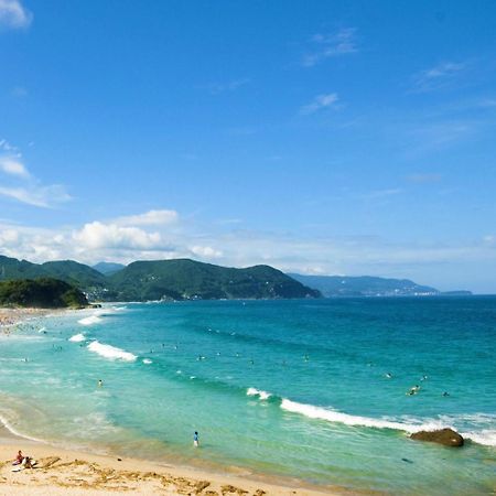 Beach Side Inn Shirahama Шимода Екстериор снимка